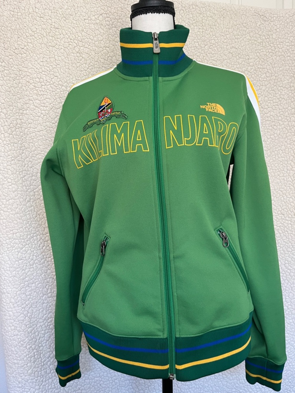Vintage The North Face Green Kilimanjaro Track Jacket with Yellow Accents - Picture 11 of 11